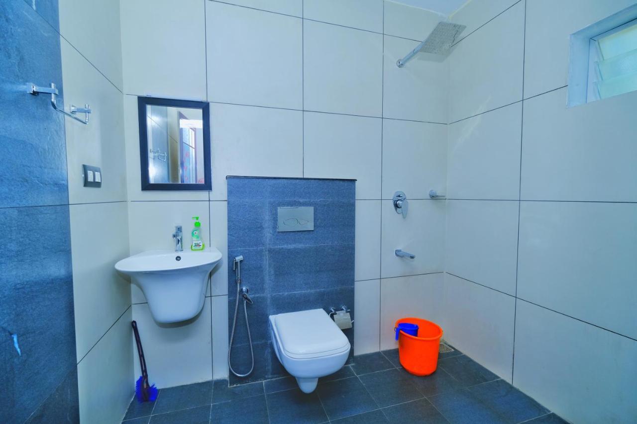 Marari Ebin Charlys Apartment Mararikulam Ngoại thất bức ảnh