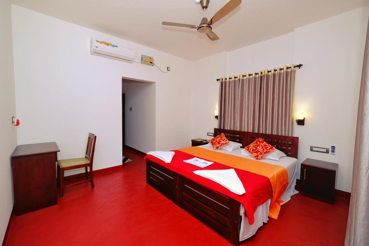 Marari Ebin Charlys Apartment Mararikulam Ngoại thất bức ảnh