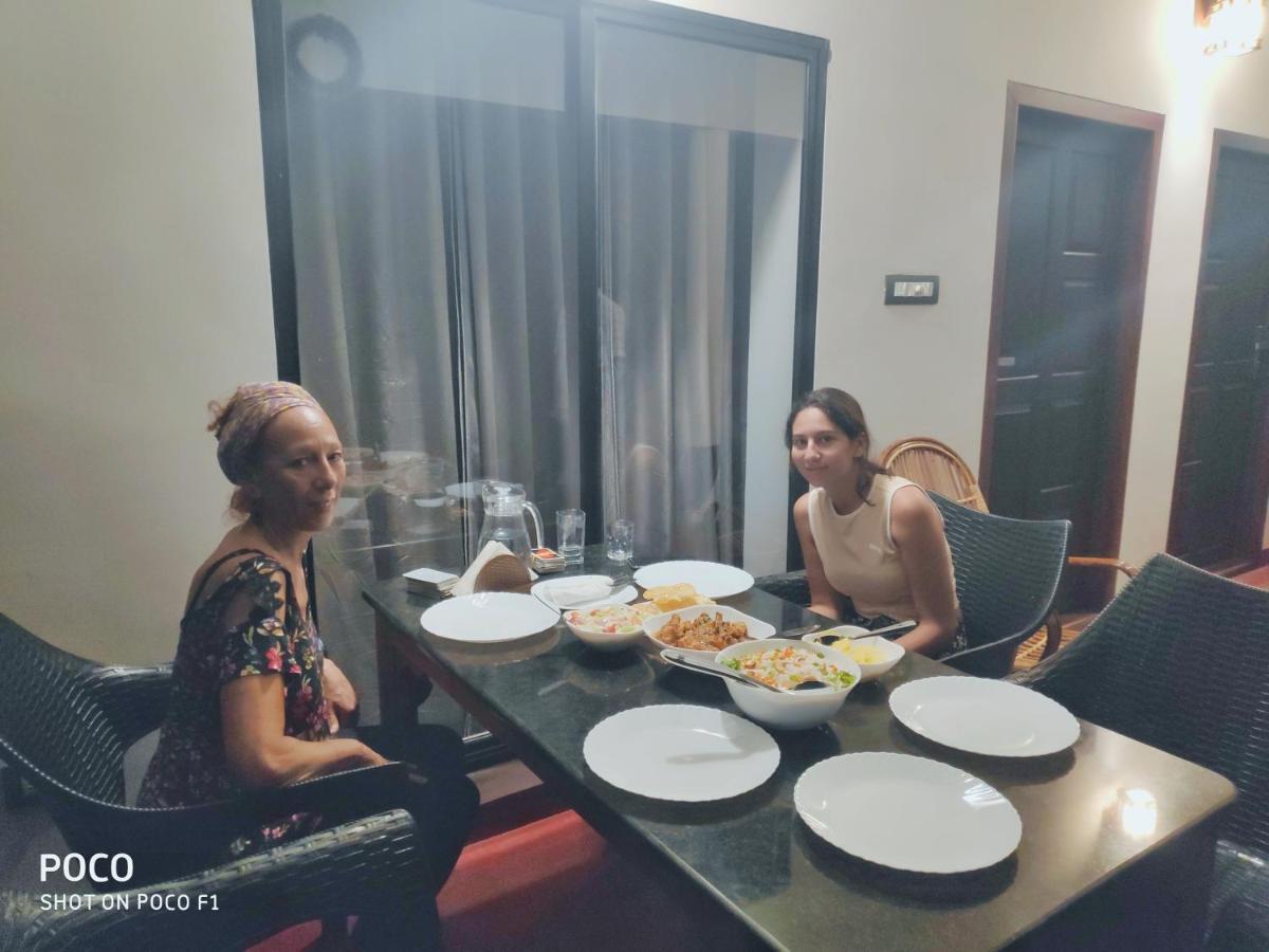 Marari Ebin Charlys Apartment Mararikulam Ngoại thất bức ảnh